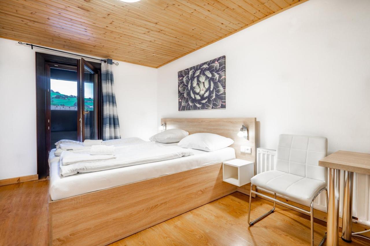 Pension Abendruh Kaprun Buitenkant foto
