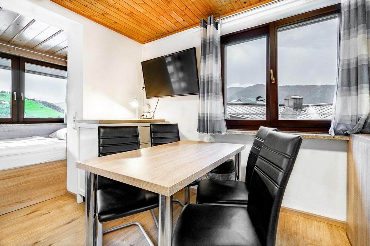 Pension Abendruh Kaprun Buitenkant foto