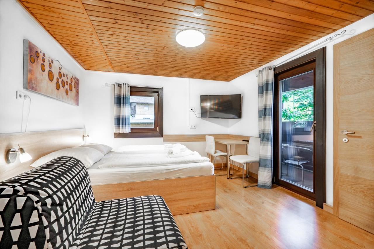 Pension Abendruh Kaprun Buitenkant foto